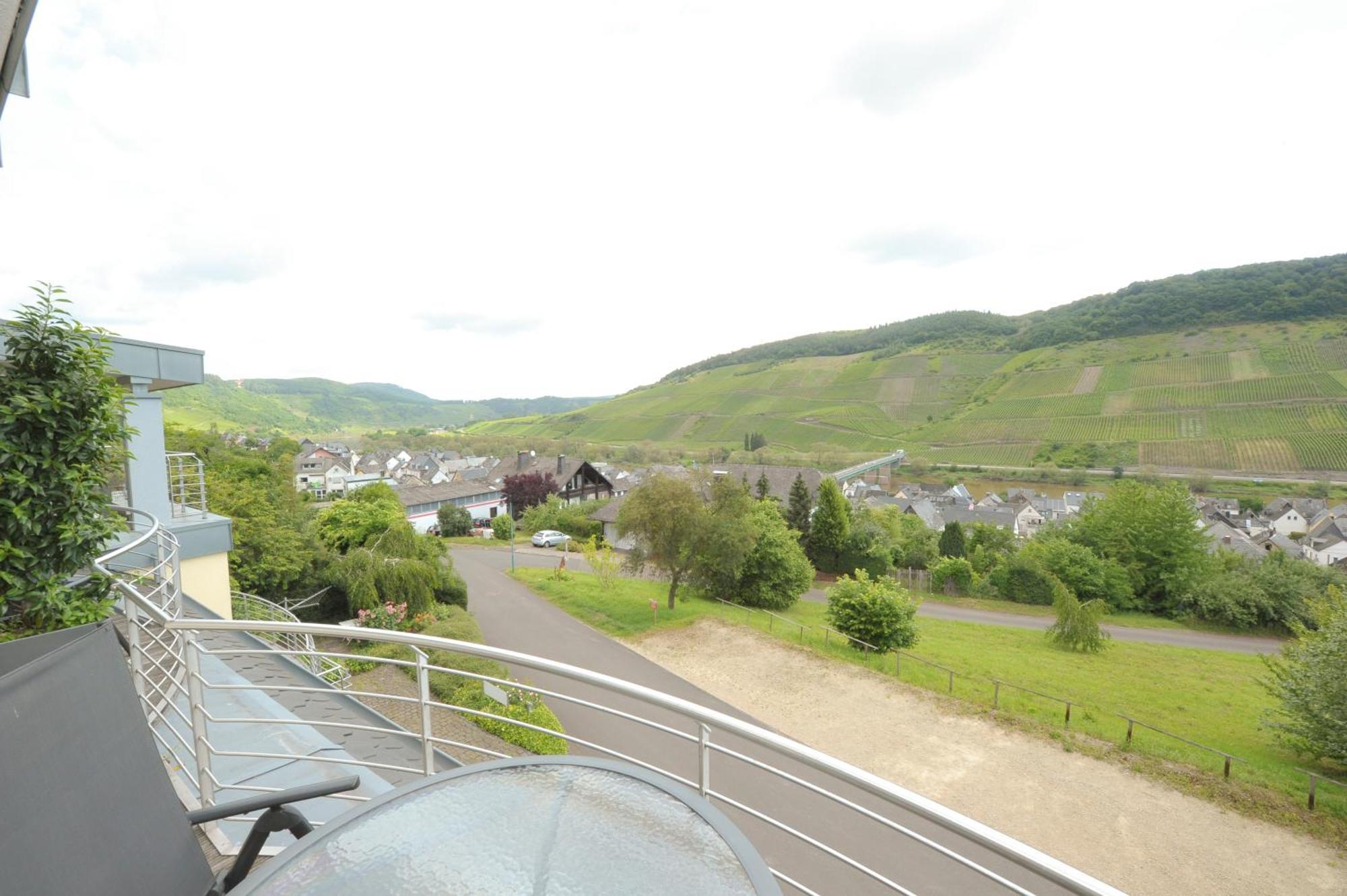 Ferienhaus Panorama Mosel 레일 외부 사진